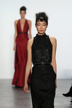 Carmen Marc Valvo Runway show