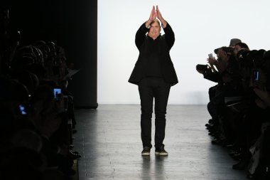 Tasarımcı carmen marc valvo