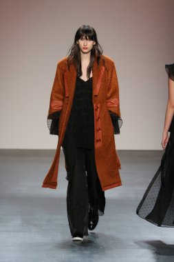 model wearing Salinas Fall 2016