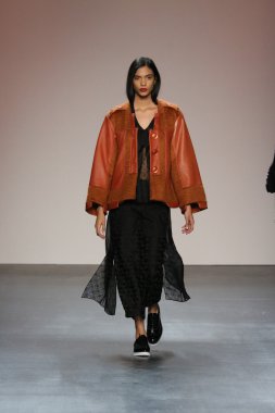 model wearing Salinas Fall 2016