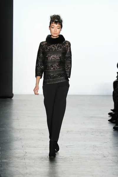 Carmen Marc Valvo Runway show — Stok fotoğraf