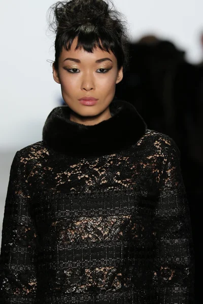 Carmen Marc Valvo Runway show