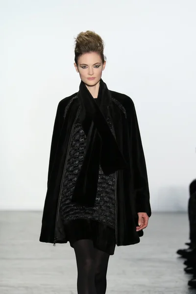 Carmen Marc Valvo Runway show — Stockfoto