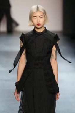 model wearing Salinas Fall 2016