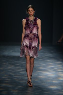 model wearing Marchesa Fall 2016