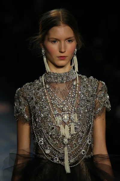 model wearing Marchesa Fall 2016