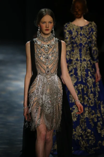 model wearing Marchesa Fall 2016