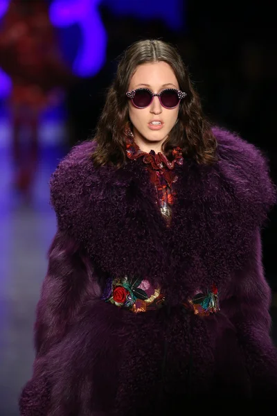 Anna Sui őszi 2016 Térkép — Stock Fotó