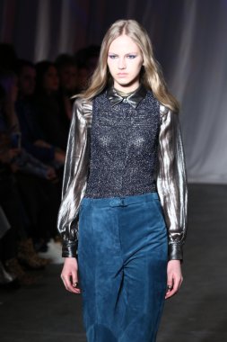 Jill Stuart sonbahar kış 2016 koleksiyonu göster