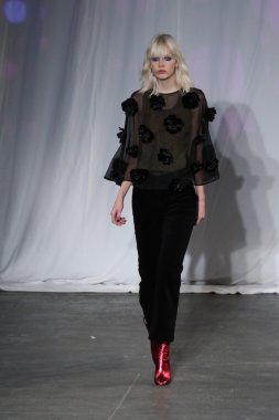 Jill Stuart sonbahar kış 2016 koleksiyonu göster