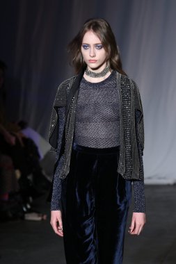 Jill Stuart sonbahar kış 2016 koleksiyonu göster