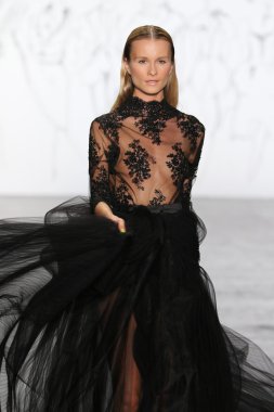 Sanat kurumları sonbahar 2016 defile