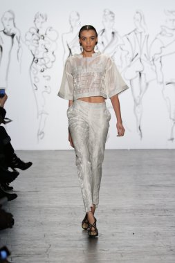 Sanat kurumları sonbahar 2016 defile