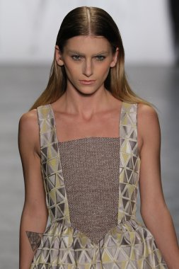 Sanat kurumları sonbahar 2016 defile