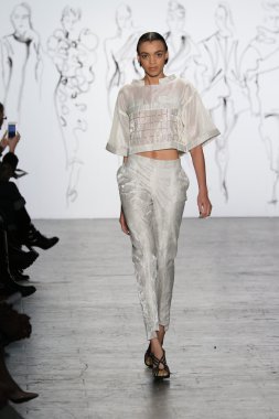 Sanat kurumları sonbahar 2016 defile