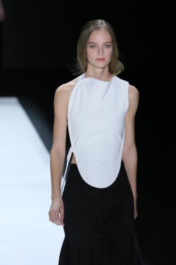 Vera Wang Koleksiyonu Sonbahar 2016