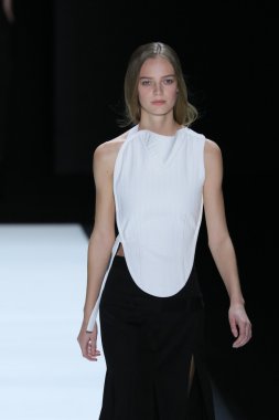 Vera Wang Koleksiyonu Sonbahar 2016