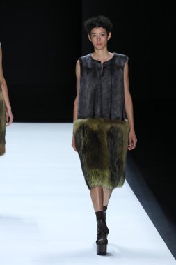 Vera Wang Koleksiyonu Sonbahar 2016