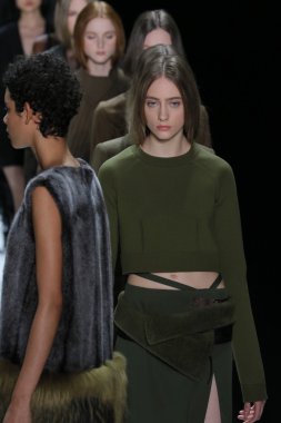 Vera Wang Koleksiyonu Sonbahar 2016