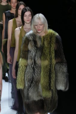 Vera Wang Koleksiyonu Sonbahar 2016