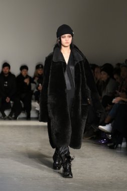 Devlet okulu sonbahar 2016 giyen modeli