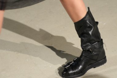 Devlet okulu sonbahar 2016 giyen modeli