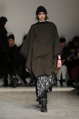 Devlet okulu sonbahar 2016 giyen modeli