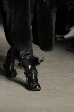 Devlet okulu sonbahar 2016 giyen modeli