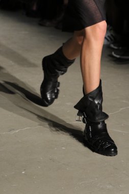 Devlet okulu sonbahar 2016 giyen modeli