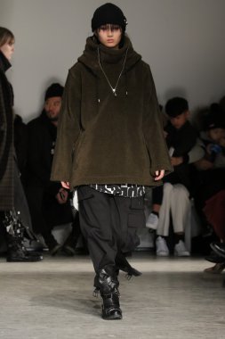 Devlet okulu sonbahar 2016 giyen modeli