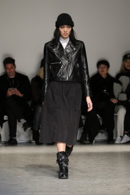 Devlet okulu sonbahar 2016 giyen modeli