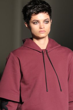 Devlet okulu sonbahar 2016 giyen modeli