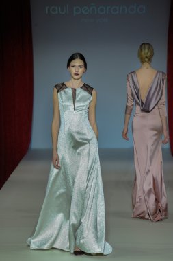 Raul Penaranda sonbahar 2016 defile