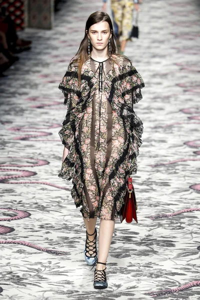 GUCCI desfile de moda —  Fotos de Stock