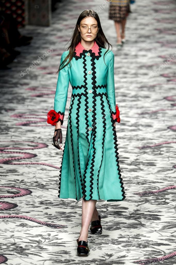 Gucci fashion show Stock Editorial Photo © fashionstock 102363754