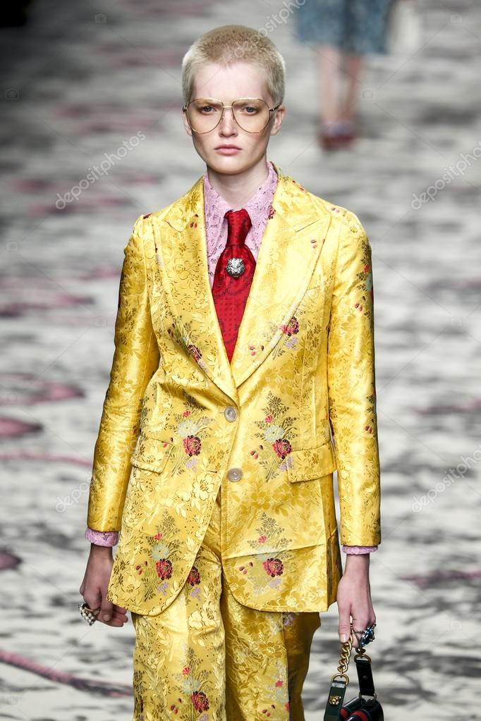 Gucci fashion show Stock Editorial Photo © fashionstock 102363942