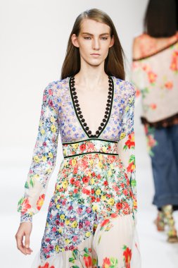 Angelo Marani fashion show