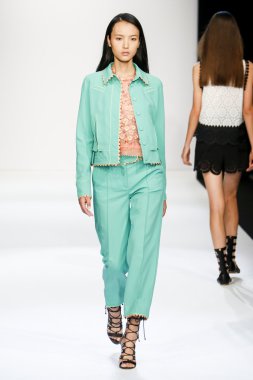 Angelo Marani fashion show