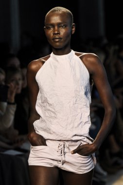 Bottega Veneta defilesi