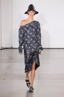 Jil Sander gösteri
