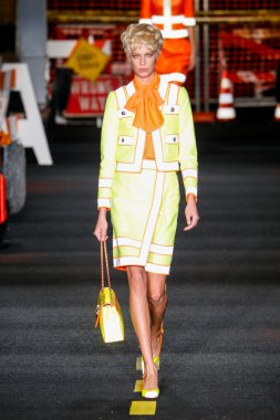 Moschino defile