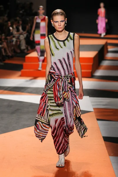 Missoni fashion show — Stock Photo, Image