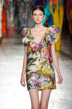 Leitmotiv fashion show