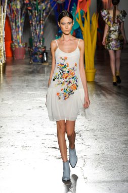 Leitmotiv fashion show