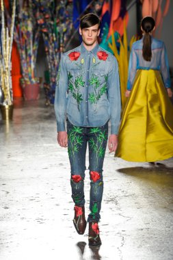 Leitmotiv fashion show