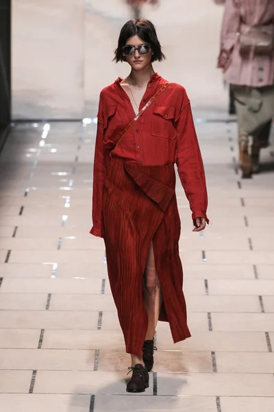 Desfile de moda de Trussardi —  Fotos de Stock