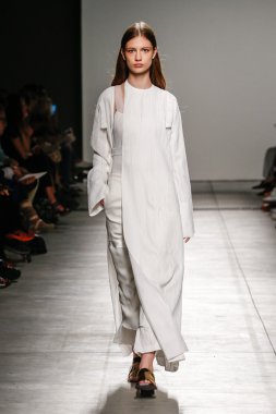 Gabriele Colangelo defile