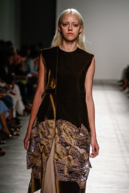 Gabriele Colangelo defile