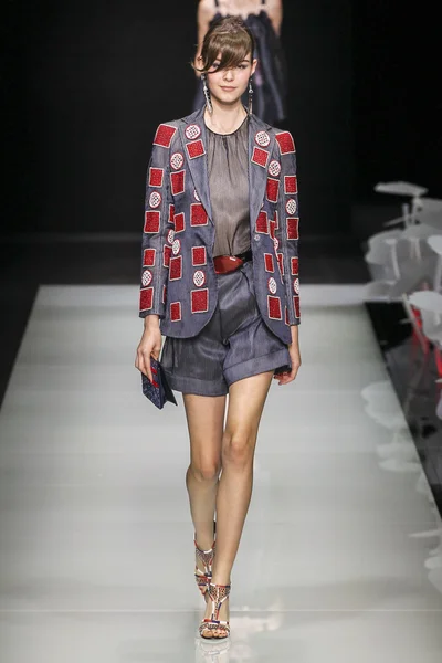 Pokaz mody Giorgio Armani — Zdjęcie stockowe
