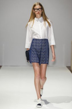 Chicca Lualdi fashion show